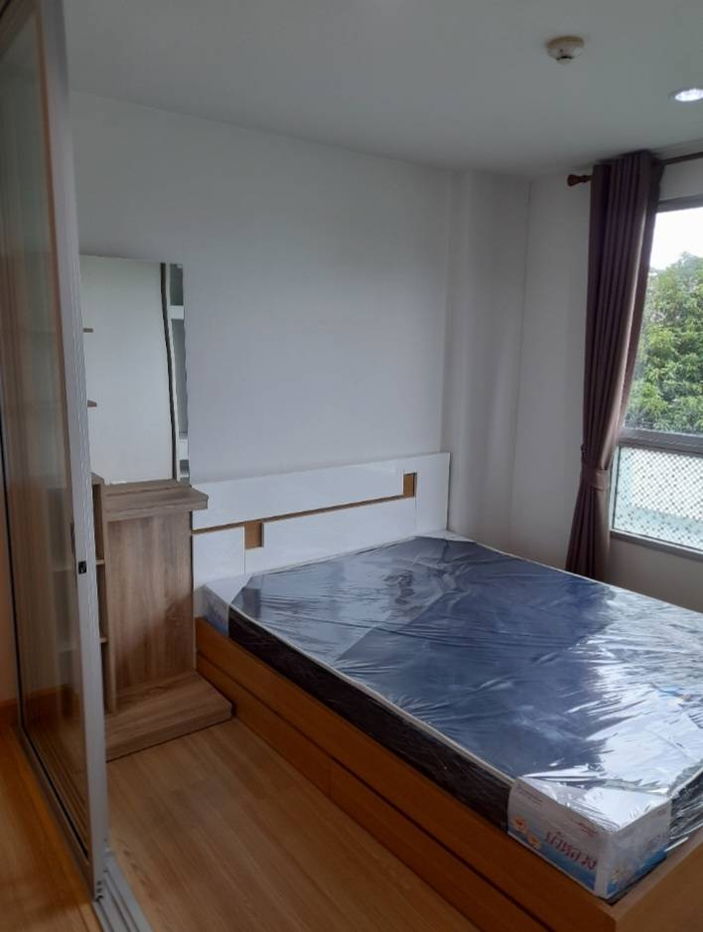 🏢 Condo for rent: Niche ID Bang Khae, located on the main road next to Khlong Phasi Charoen canal. **Near MRT Lak Song / The Mall Bang Khae**