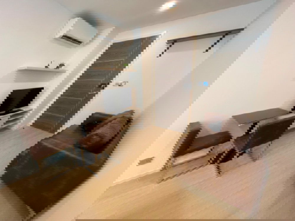 MRT ladprao 1.5 km. Price  12,000 Baht Condo Modiz Ratchada 32 ( Rental )