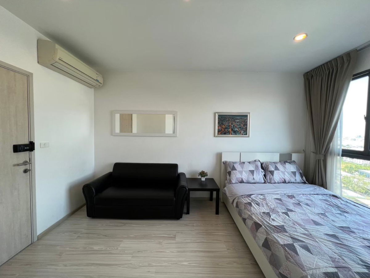 BTS Bang Na 200 m. Price  11,000 Baht Condo Ideo Mobi Sukhumvit Eastgate ( Rental )