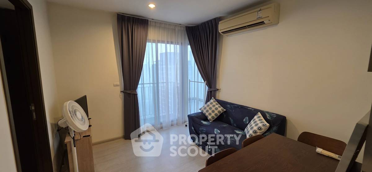 2-BR Condo at Rhythm Asoke near MRT Phra Ram 9 (ID 2507688)
