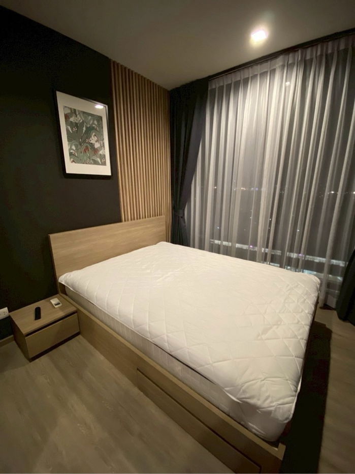 THE LINE วงศ์สว่าง Line : @condo24 (with@too)