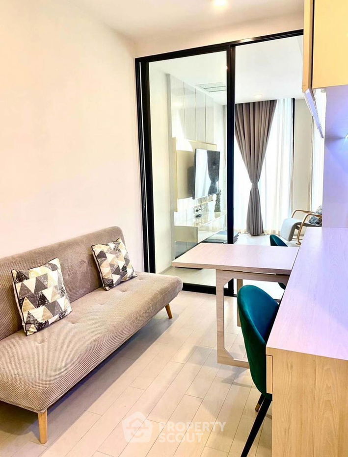 1-BR Condo at Noble Ploenchit near BTS Phloen Chit (ID 1338599)