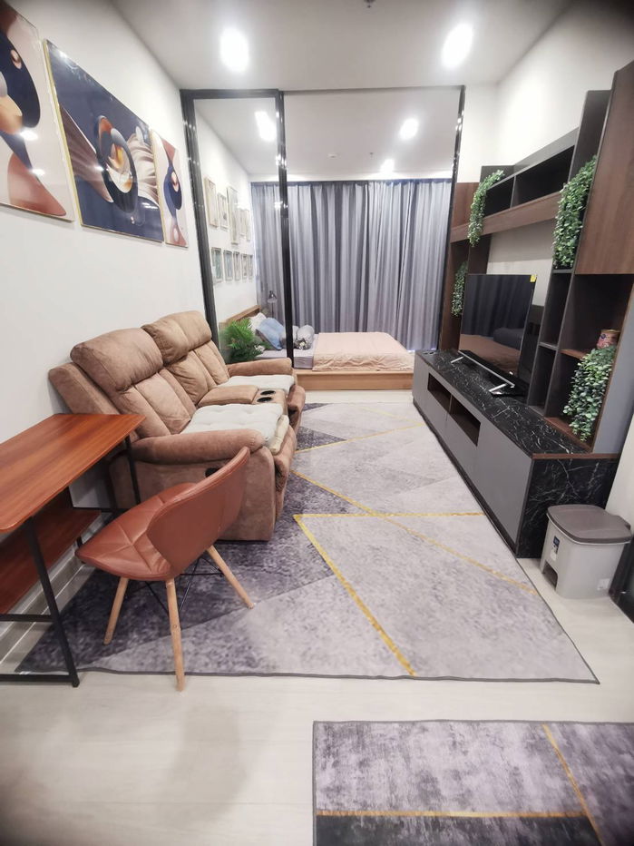 MRT rama 9 450 m. Price  32,000 Baht Condo 195 One9Five Asoke - Rama 9 ( Rental )