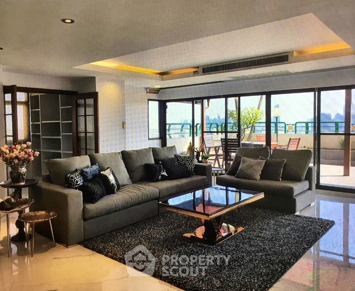 Casa Viva 公寓 3 居公寓，靠近 BTS Ekkamai（ID 465588）