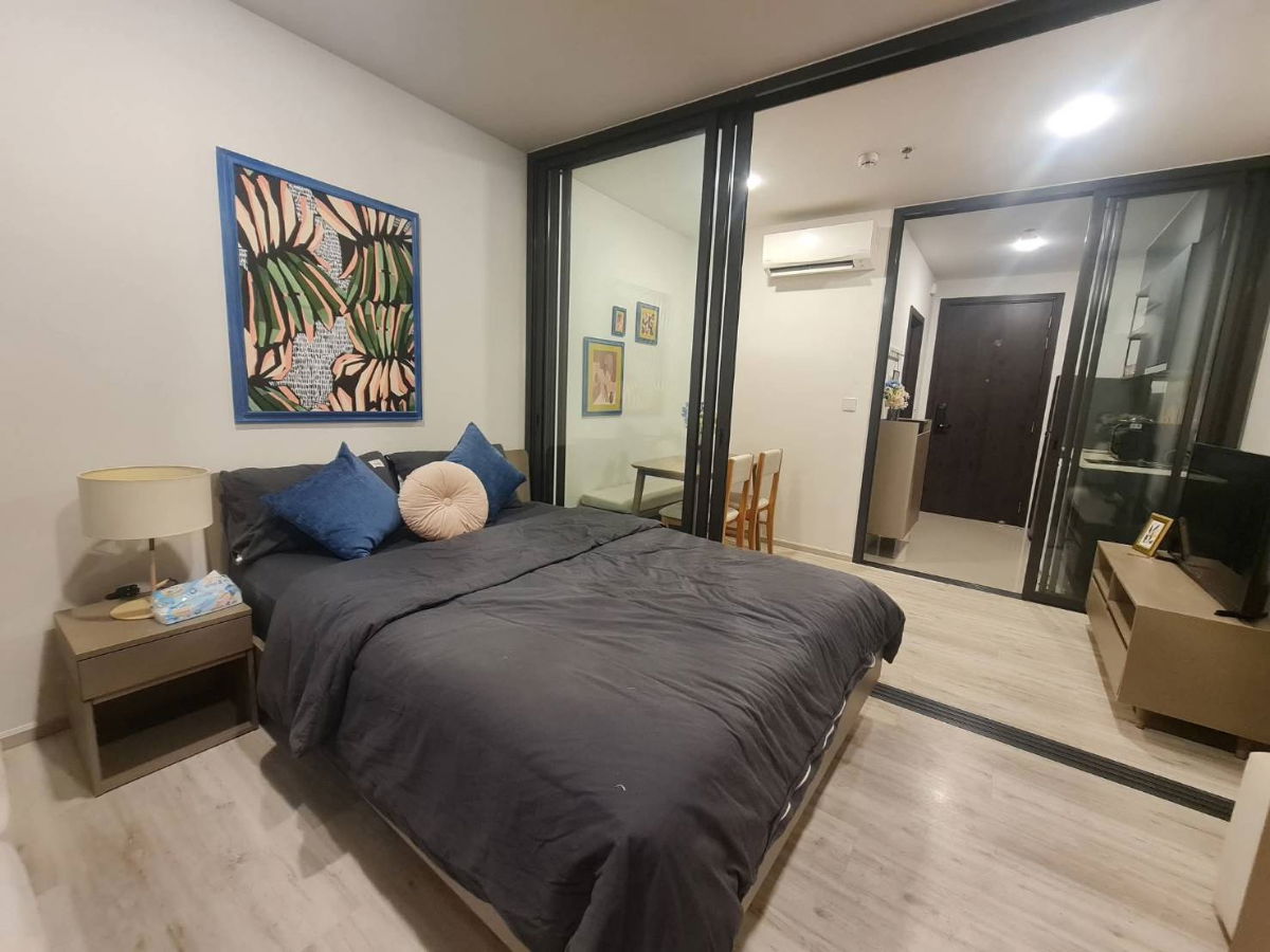 🍀 For Rent XT HUAIKHWANG 🍀 Add Line ID: @zcondo (with@) 🔥 Z4993