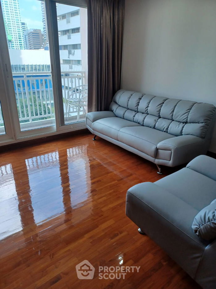 คอนโด 1 ห้องนอน ที่บ้านสิริ สุขุมวิท 13 คอนโดมิเนียม ใกล้อาร์ลมักกะสัน (ID 303320)