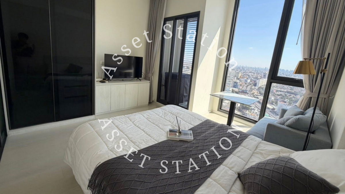 ✨ Now Available! Condo near Elephant Building MAZARINE Ratchayothin 🚆 Directly connected to BTS Ratchayothin