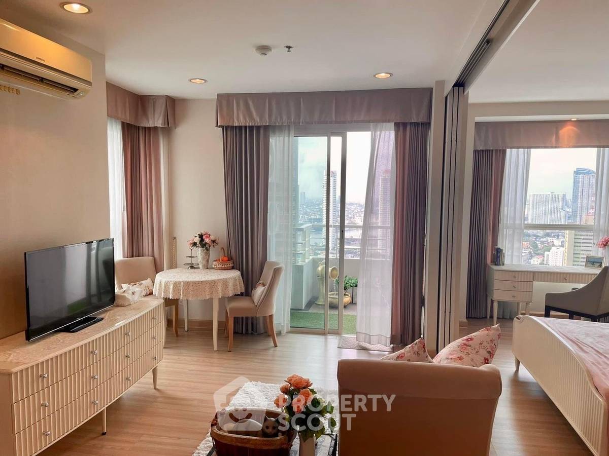 1-BR Condo at The Light House Sathorn–Chareonnakorn near BTS Krung Thon Buri (ID 510119)