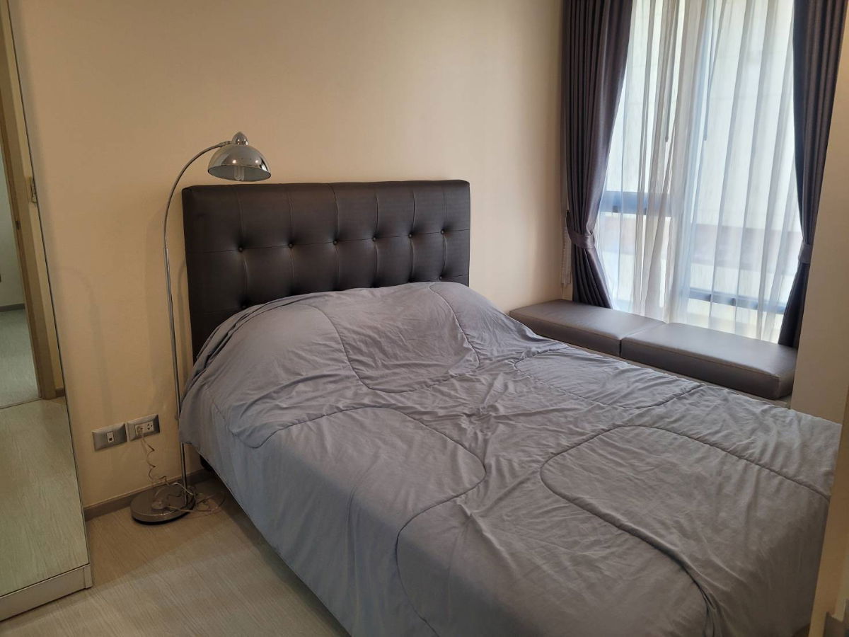 P-43198 Condo for rent The Lofts Ekkamai fully furnished (Confirm again when visit).