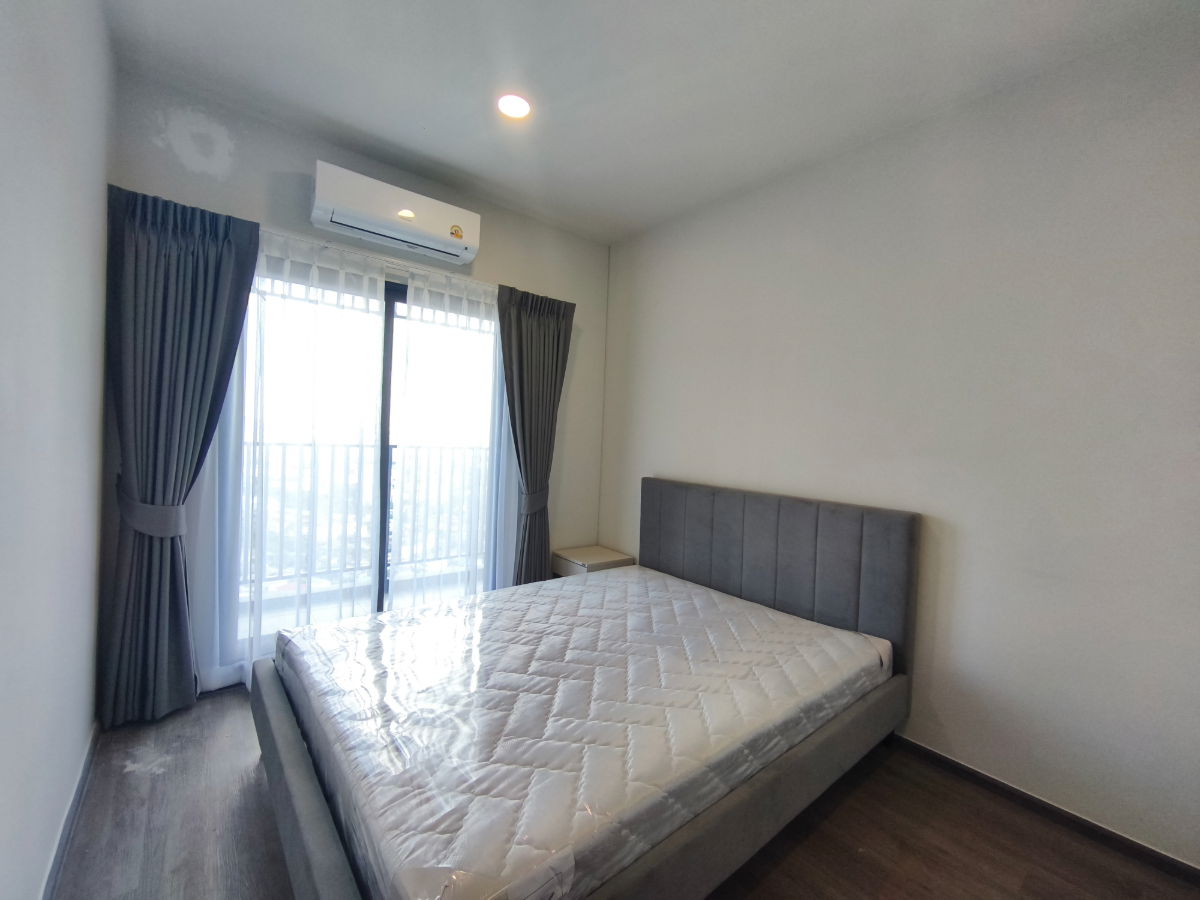 P-44210 Condo for rent Rich Park @ Triple Station fully furnished (Confirm again when visit).