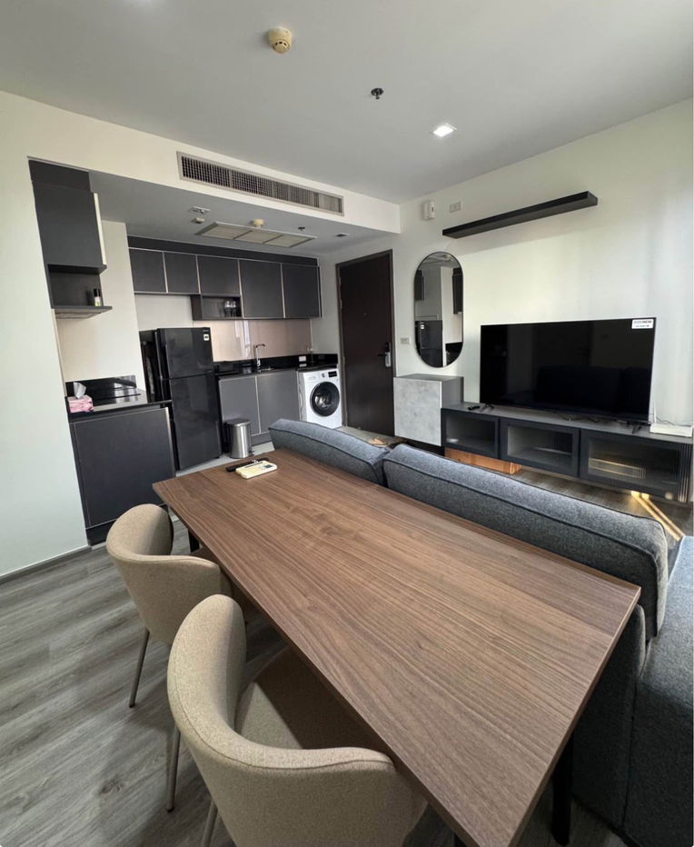 Nye by                    Sansiri