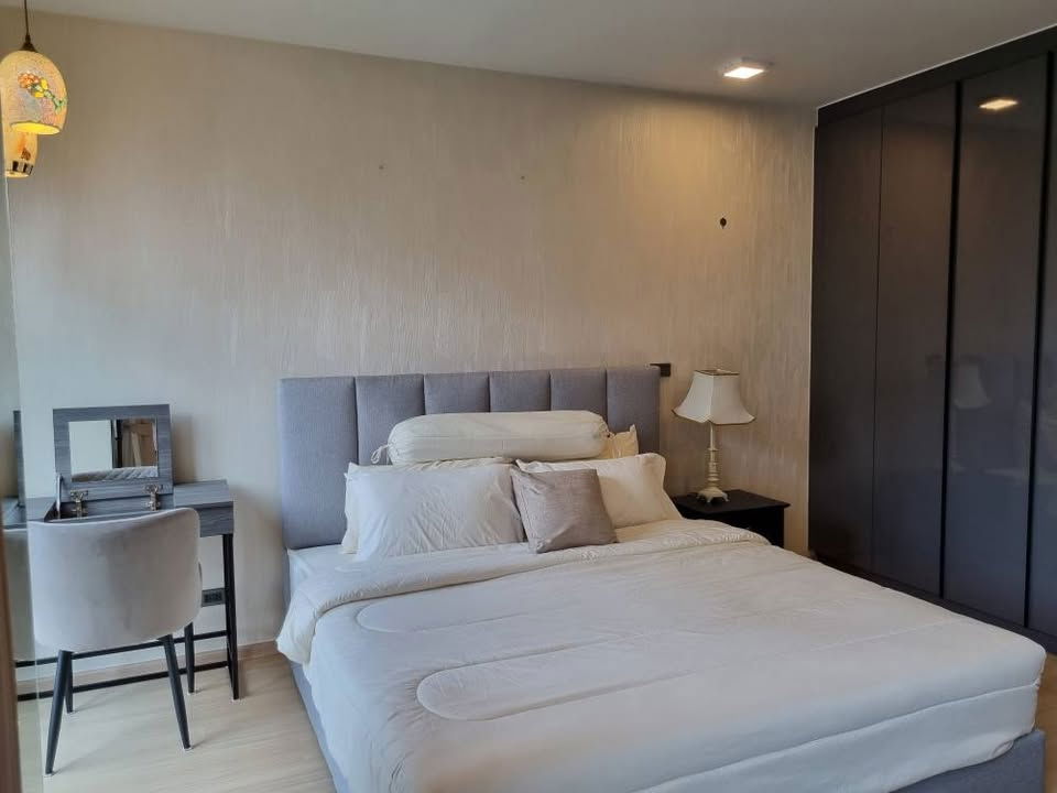 P-120490 Condo for rent Venio Sukhumvit 10 fully furnished (Confirm again when visit).