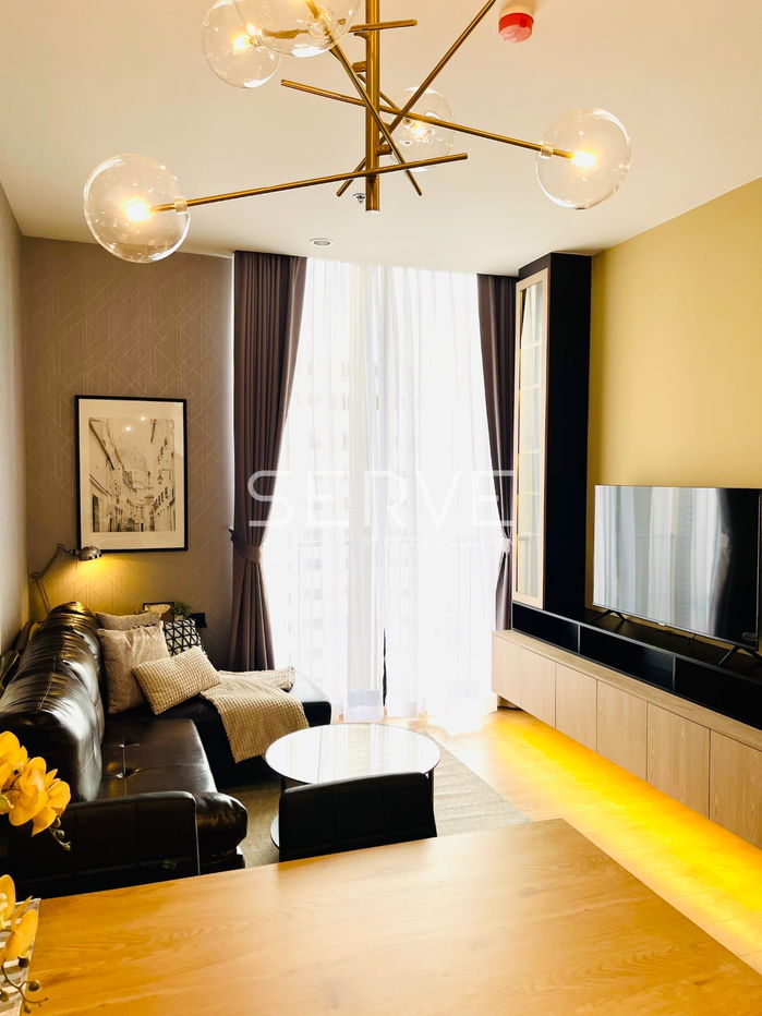 2 Beds 67 sq.m. High Fl. 15+ Good Location Close to BTS Asok & MRT Sukhumvit 550 m. at Noble BE19 Condo / For Rent