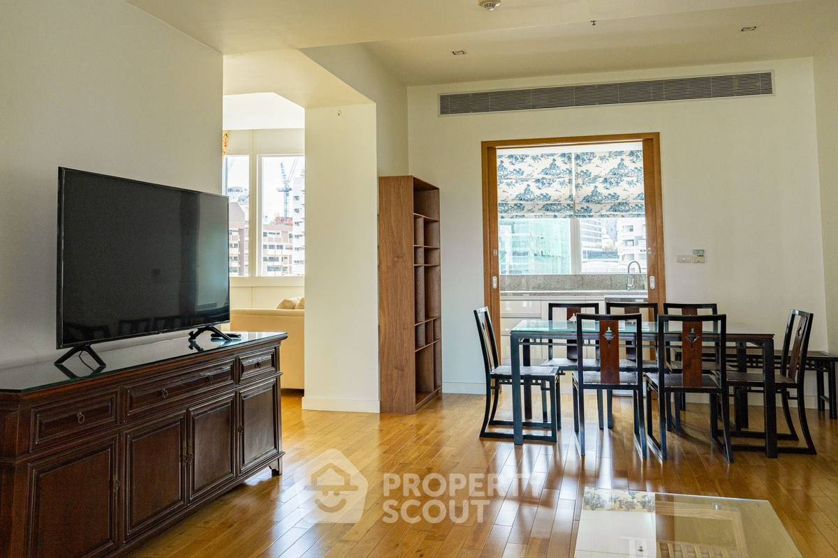 3-BR Condo at Millennium Residence @ Sukhumvit Condominium near BTS Asok (ID 2512918)