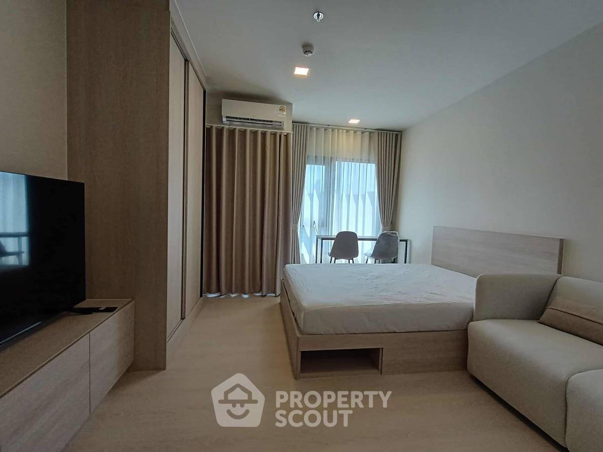 Studio Condo at FLO By Sansiri near MRT Wat Mangkon (ID 2514451)