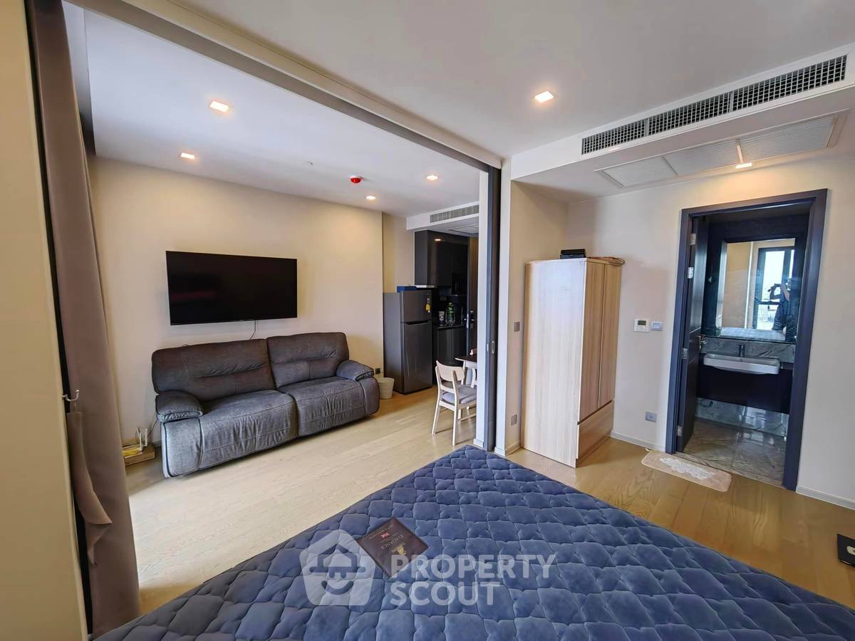 1-BR Condo at Ashton Asoke near MRT Sukhumvit (ID 1795690)