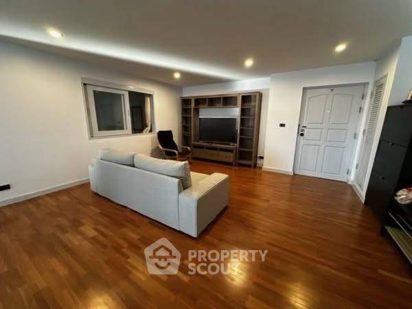 คอนโด 3 ห้องนอน ที่ เลอ พรีเมียร์ 2 คอนโดมิเนียม ใกล้ BTS ทองหล่อ (ID 2337937)