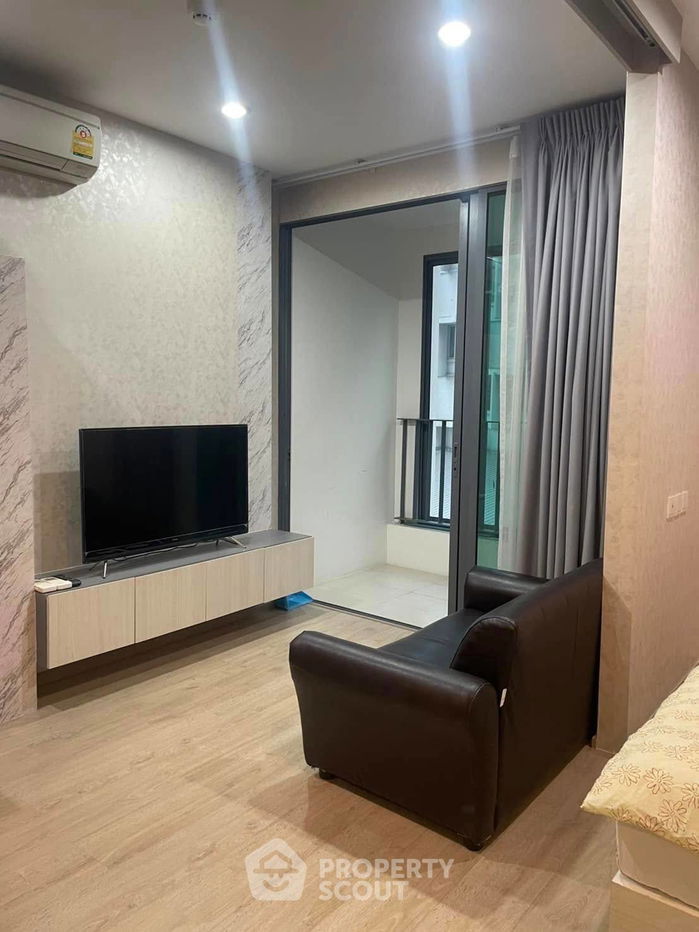 1-BR Condo at Ideo Q Chula Samyan near MRT Sam Yan (ID 2075007)