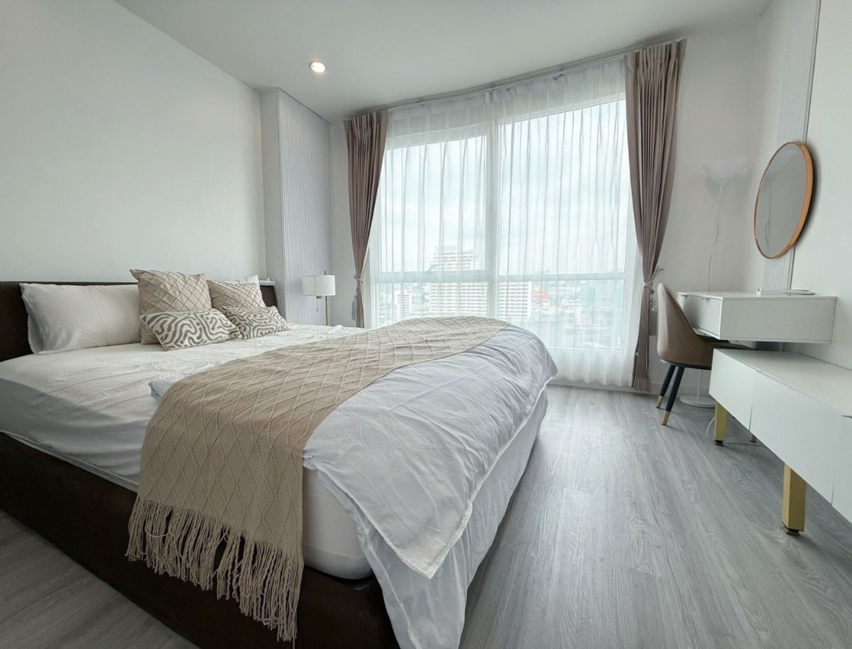 @Condorental condo for rent The Complete Rajprarop