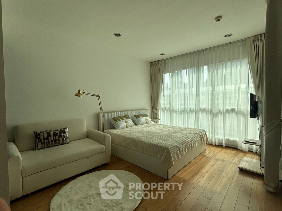 1-BR Condo at The Address Chidlom near BTS Chit Lom (ID 2236877)