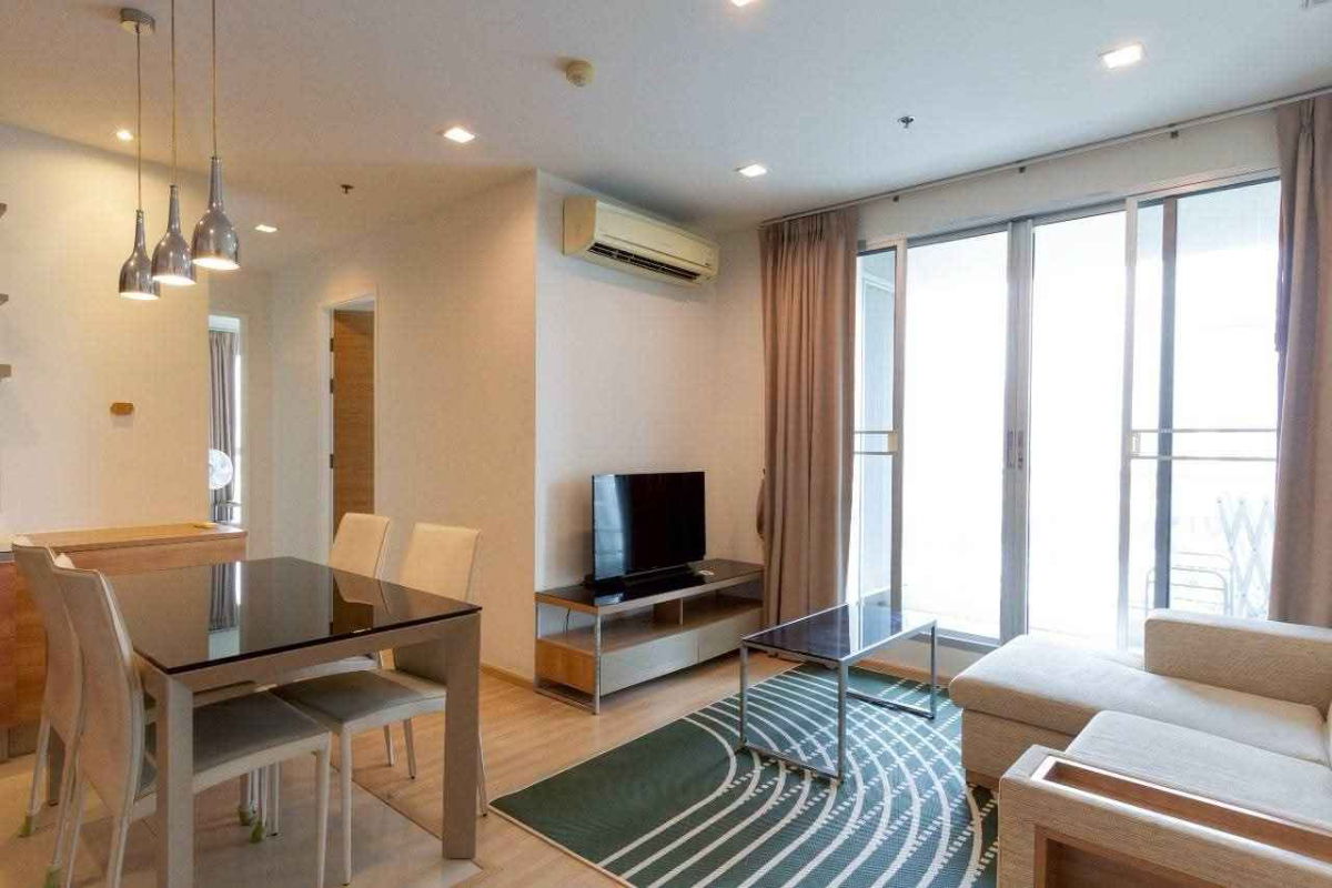BTS On Nut 200 m. Price  41,000 Baht Condo Rhythm Sukhumvit 50 ( Rental )