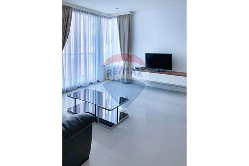 [920071001-14500] For Rent | Pet-Friendly 2-Bedroom Condo near BTS Phrom Phong