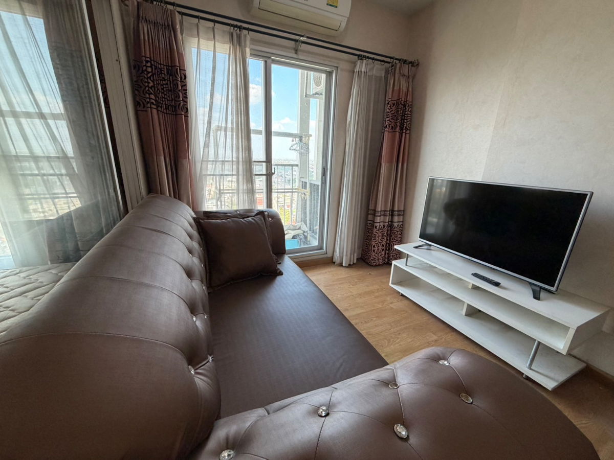 The Parkland Phetkasem for Rent