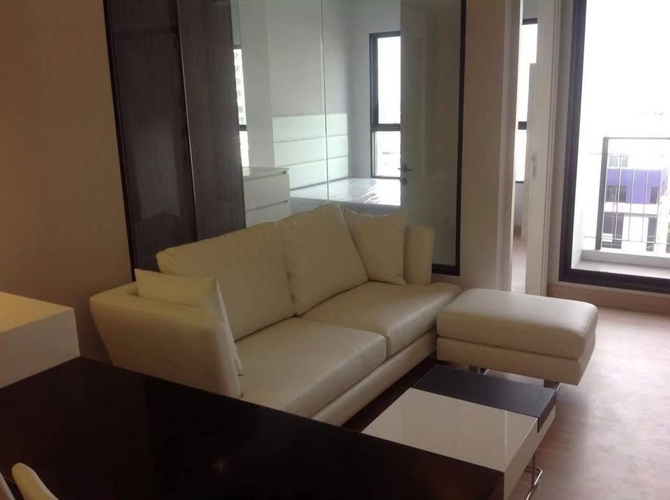Condo for Rent at Urbano Absolute Sathon - Taksin (A6901001)