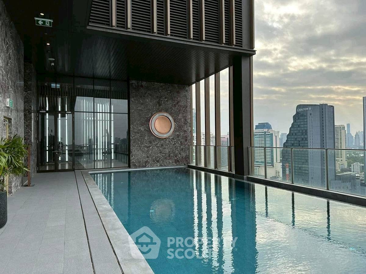 2-BR Condo at Noble Around Sukhumvit 33 near BTS Phrom Phong (ID 2519713)