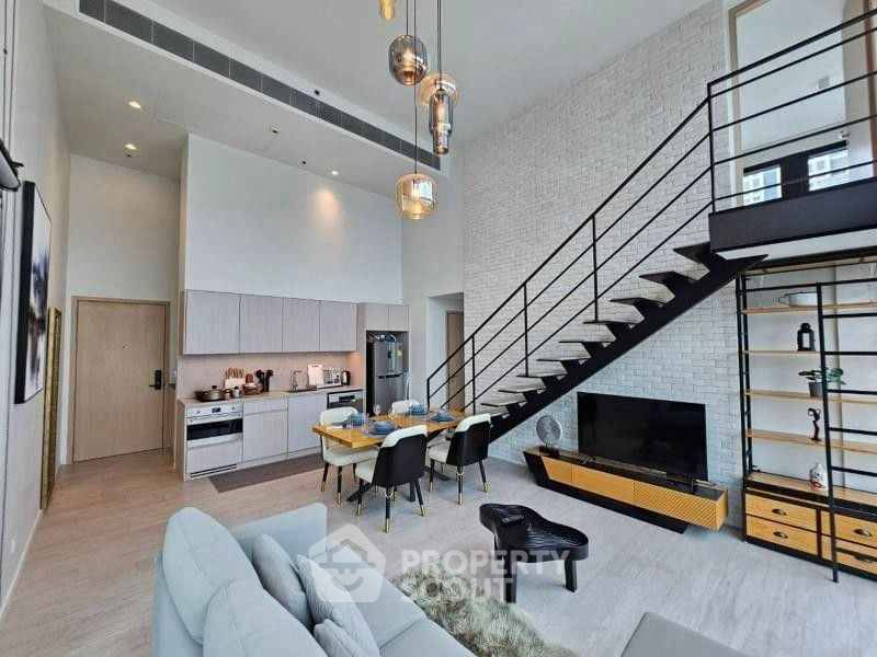 苏拉萨克轻轨附近 The Lofts Silom 2 居公寓 (ID 2512413)