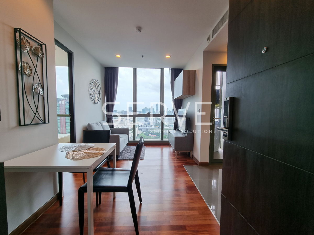 1 Bed 1 Bath Nice Room  Private Lift  Good Location Close to BTS Ratchathewi 350 m. and Siam Paragon  @ Wish Signature Midtown Siam