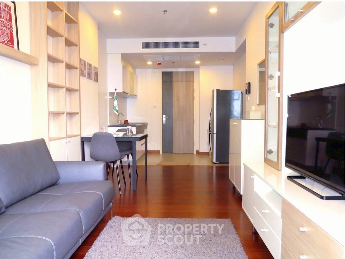 1-BR Condo at Supalai Lite Sathorn-Charoenrat in Bang Khlo (ID 2520051)