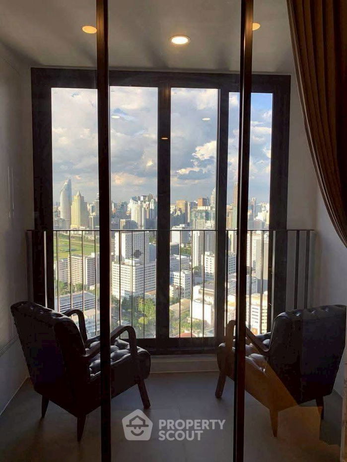 คอนโด 1 ห้องนอน ที่ แอชตัน จุฬา สีลม ใกล้ MRT สามย่าน (ID 2519286)