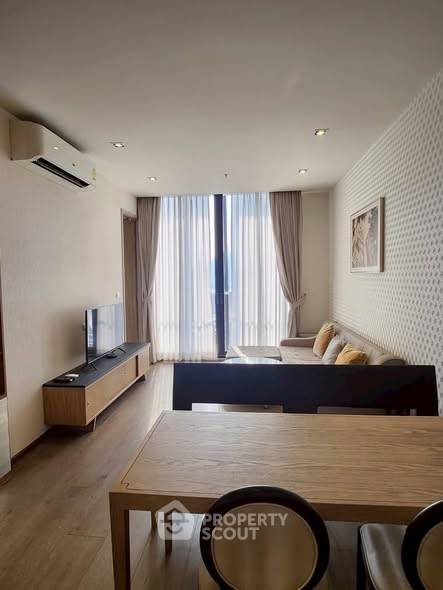 2-BR Condo at Park Origin Phrom Phong near BTS Phrom Phong (ID 2519454)