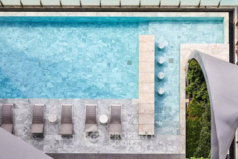 1-BR Condo at The Edge Sukhumvit 23 near MRT Sukhumvit (ID 2519396)