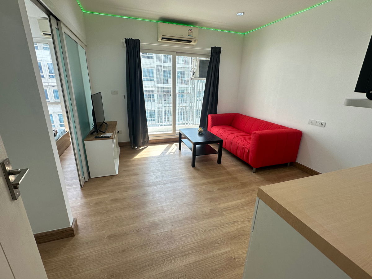 FOR RENT: The Key Prachachuen (33 sq.m.) ⚡️ Newly Renovated! King Size Bed (6ft), Fully Furnished. Only 9,500 THB/mo. (Near DPU/The Mall)