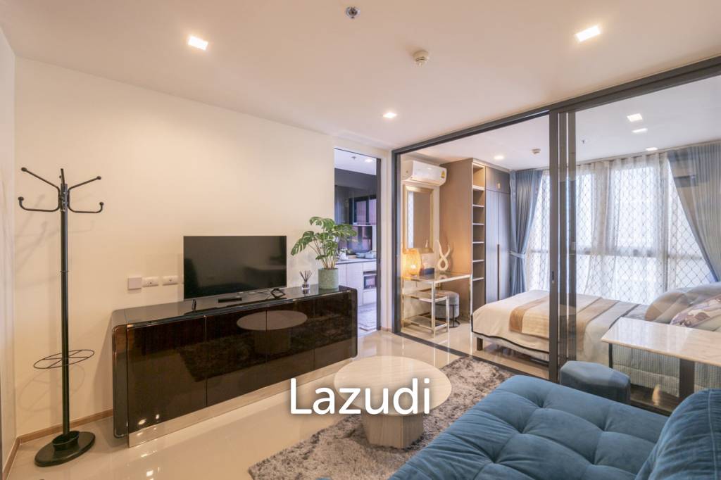 32 sqm 1 Bedroom Condo on High Floor at The BASE Garden Rama 9 Suan Luang Bangkok
