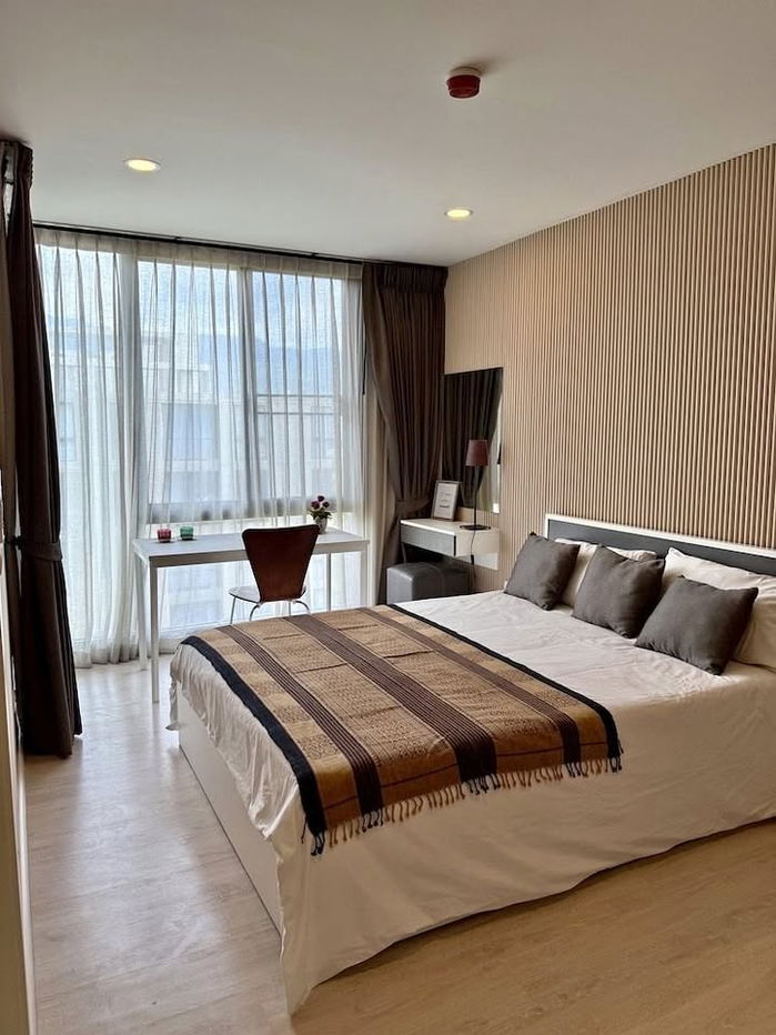 เช่าคอนโด ปาล์ม สปริง รอยัล 18,000 บาท โทร.