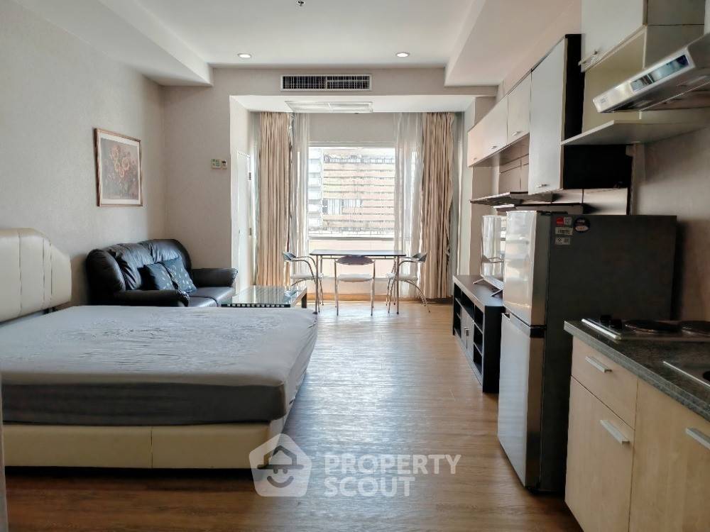 Studio Condo at The Trendy Condominium near BTS Nana (ID 1956550)