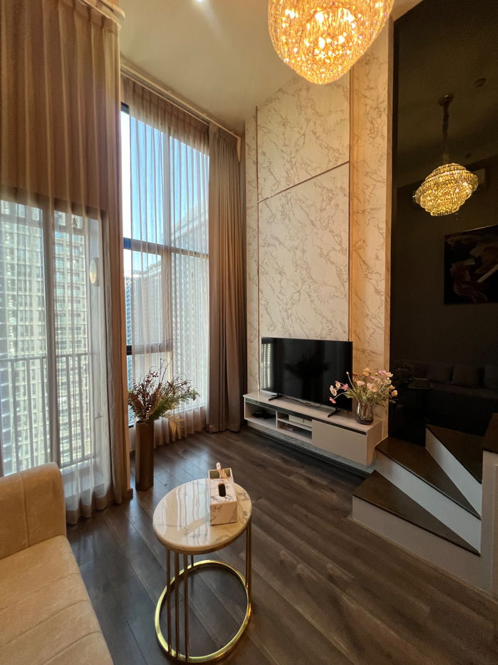 For rent Knightbridge space Rama9