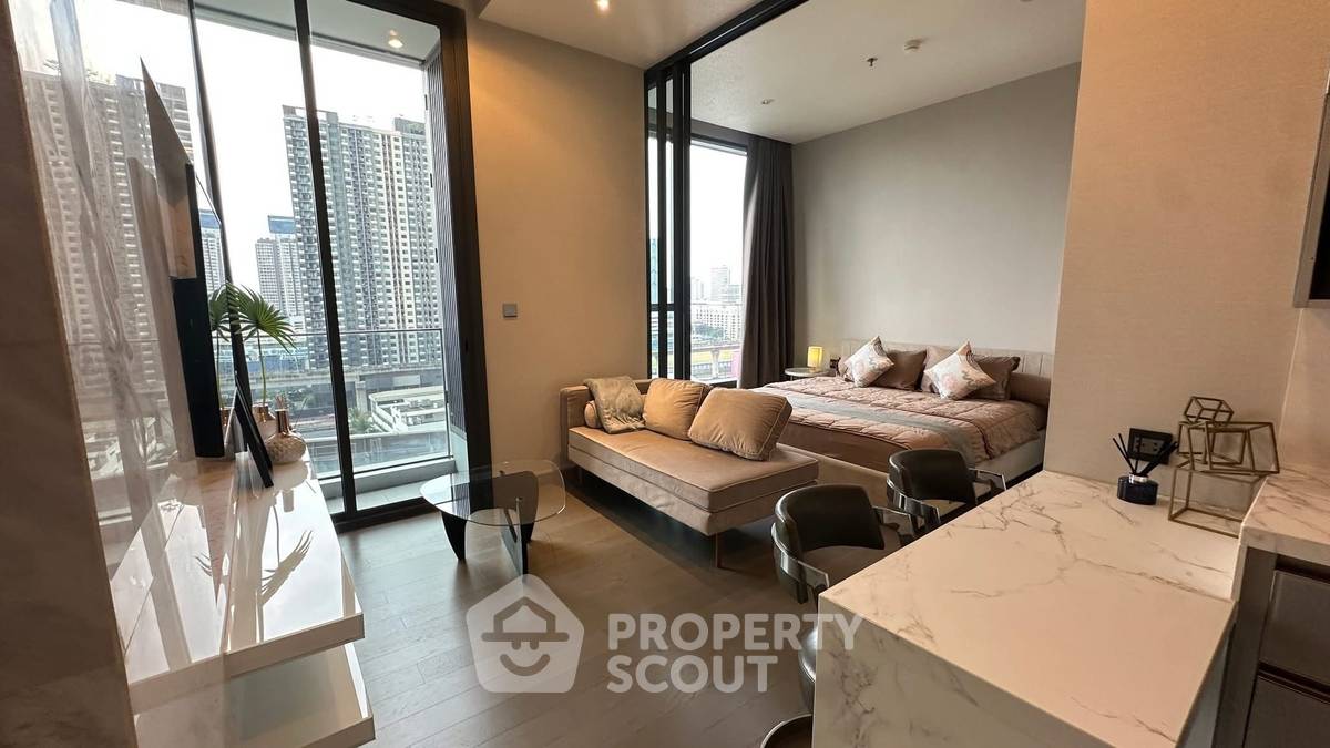 1-BR Condo at The Esse At Singha Complex near MRT Phetchaburi (ID 2525462)