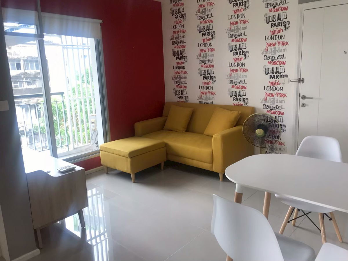 Condo for Rent at Aspire 48, near BTS Phra Khanong (550 m)