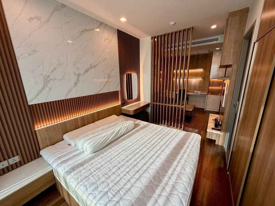 คอนโดให้เช่า ไอดีโอ คิว วิคตอรี่ (F6901006)