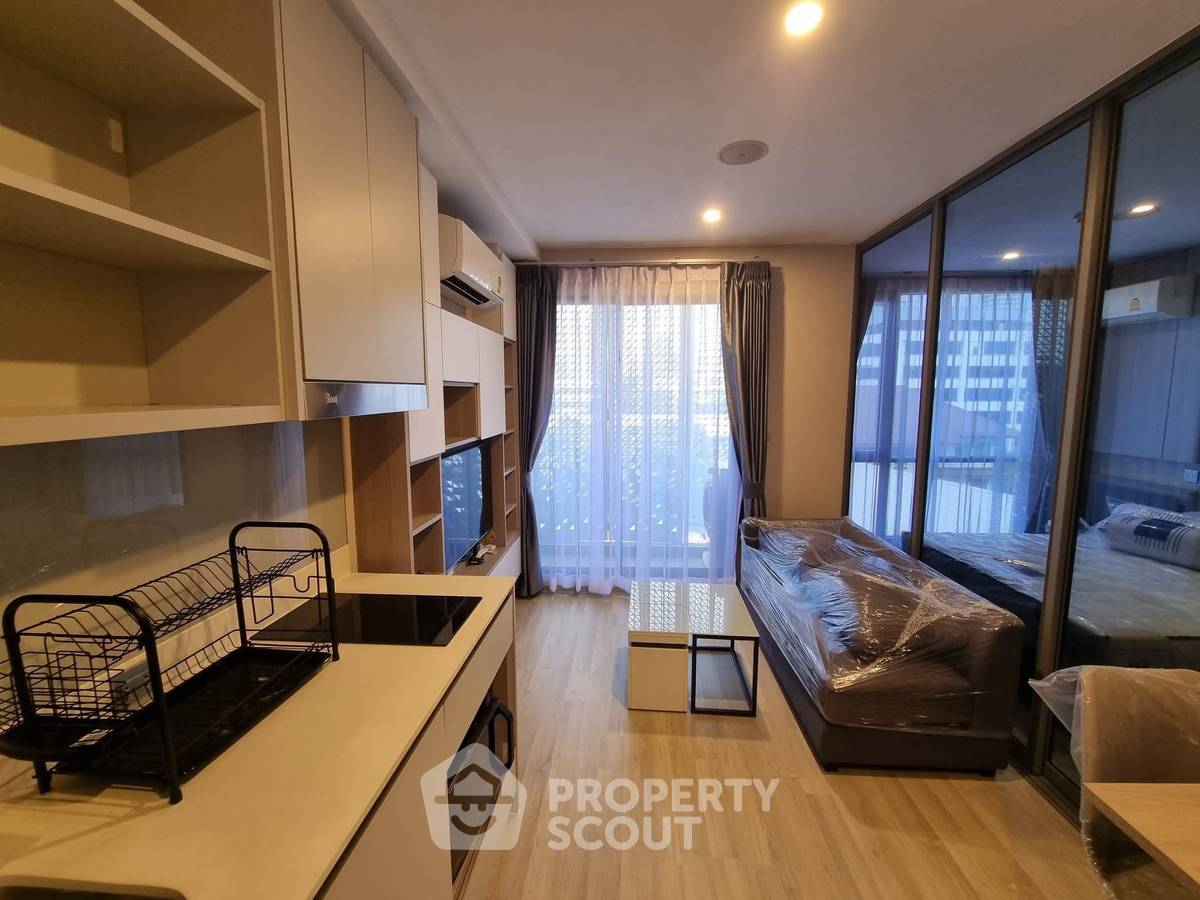 1-BR Condo at Sign Condo Sukhumvit 50 near BTS On Nut (ID 2527179)