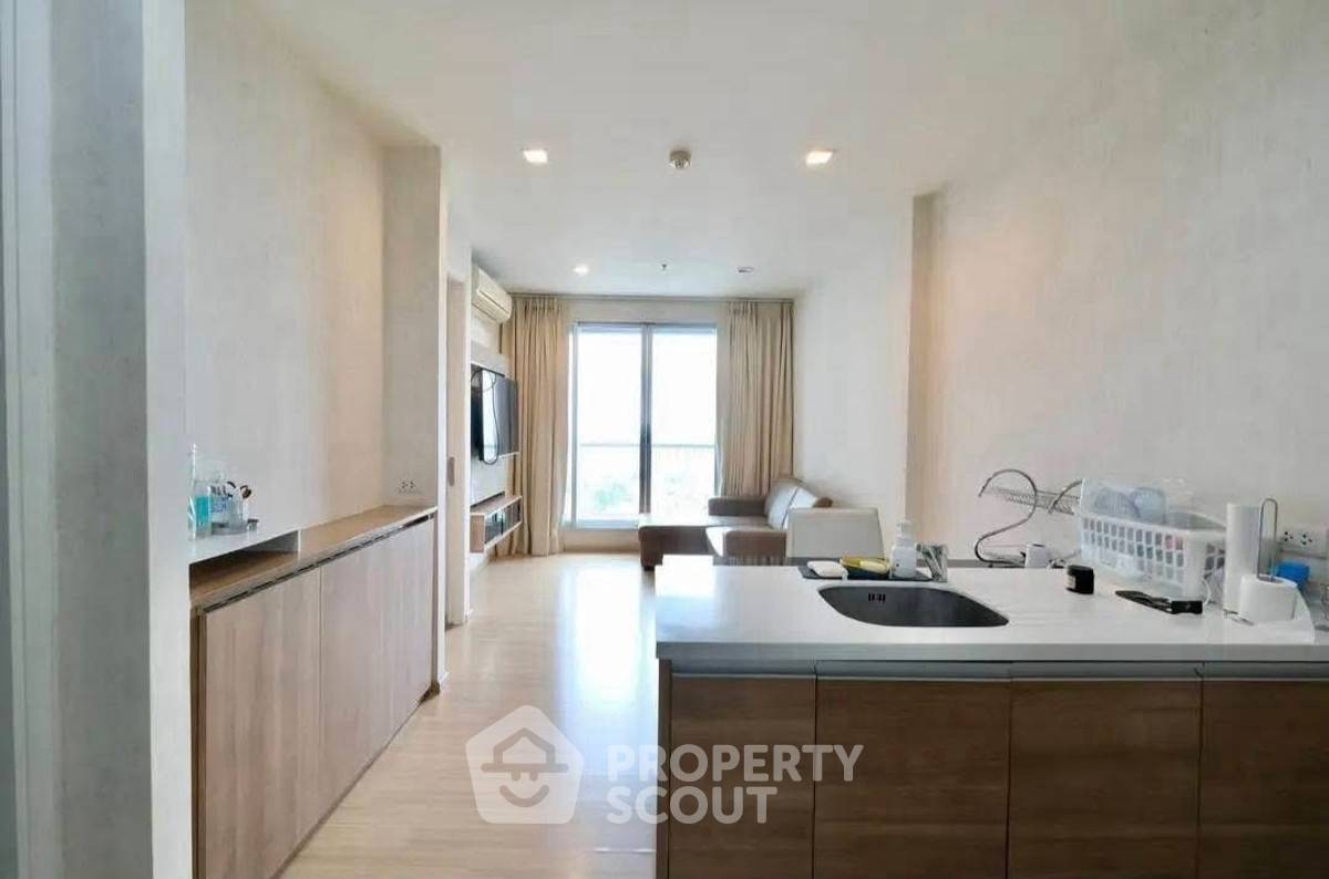 1-BR Condo at Rhythm Sukhumvit 50 near BTS On Nut (ID 2516704)